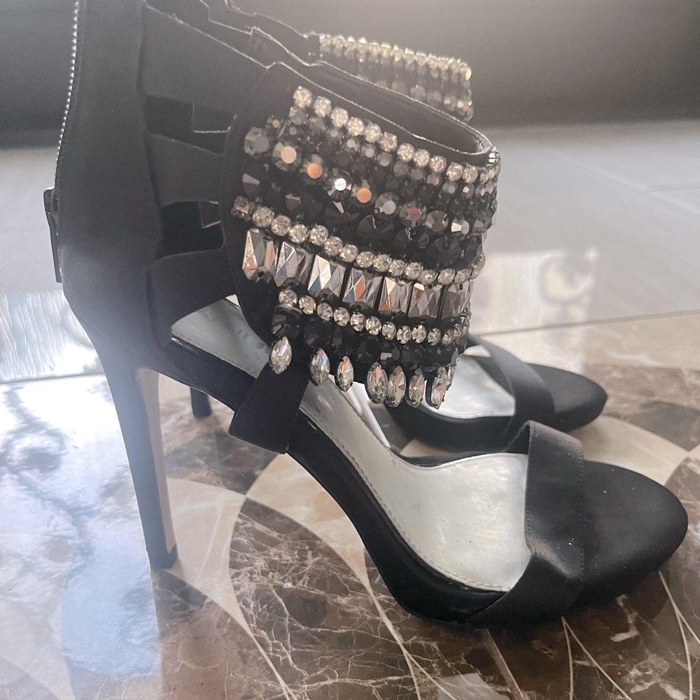 Gianni Bini black heels with rhinestones